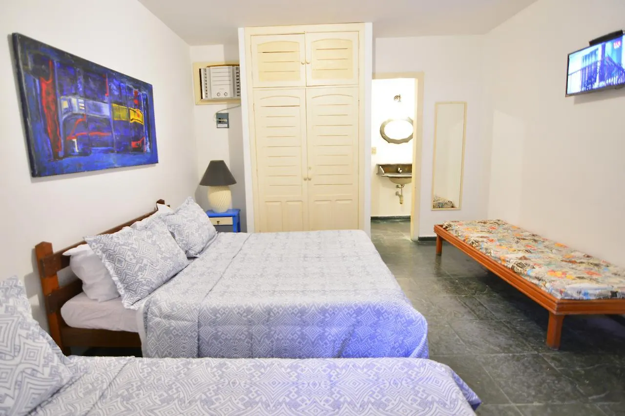 Trips Hostel Cabo Frio 0*,